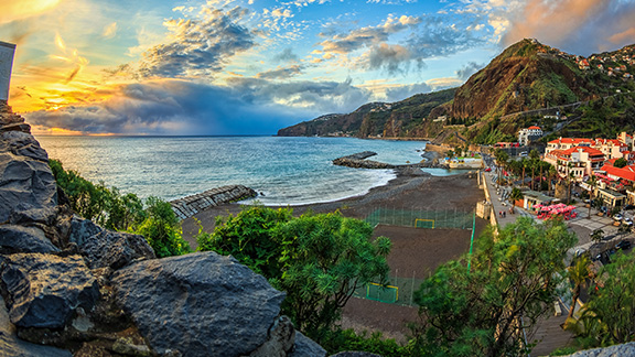 guide-vacances-madère-preparez-vos-vacances-ribeira-brava